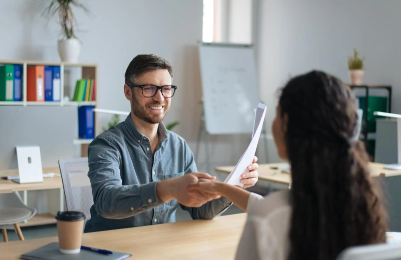 Asesoría para entrevistas laborales para conseguir un empleador patrocinador